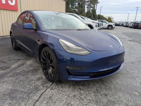 Used 2023 Tesla Model 3 Performance image 7