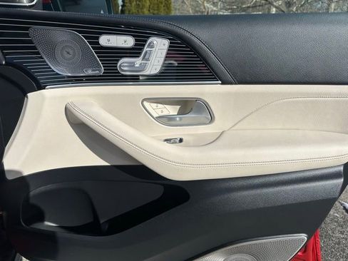 Certified 2024 Mercedes-Benz GLS 580 4MATIC image 24