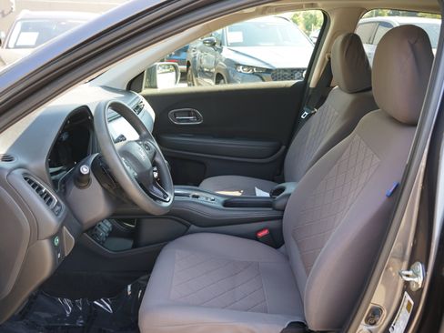 Used 2016 Honda HR-V EX image 15