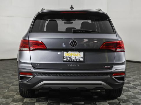Used 2024 Volkswagen Taos SE FWD image 15