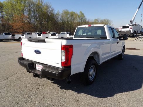 Used 2019 Ford F250 XL w/ Power Equipment Group image 7