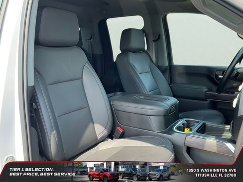 Used 2022 GMC Sierra 2500 SLT w/ SLT Premium Package AWD/4WD image 19