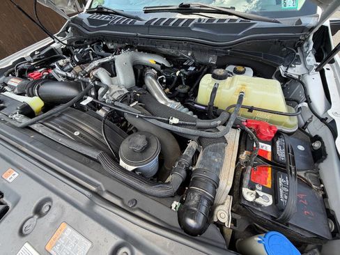 Used 2020 Ford F350 Limited AWD/4WD image 12