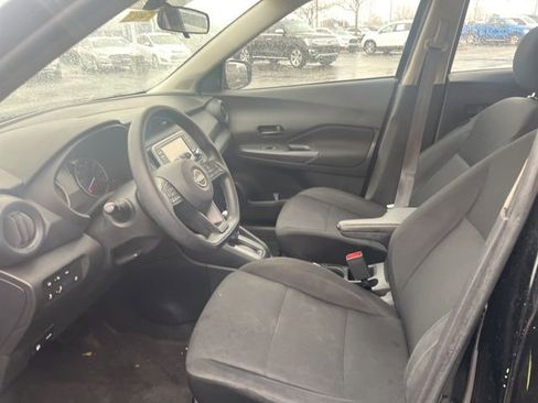Used 2024 Nissan Kicks S image 18