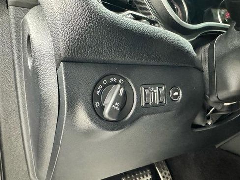 Used 2018 Dodge Challenger R/T Scat Pack w/ Dynamics Package RWD image 14