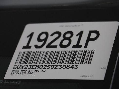 Certified 2025 BMW X7 xDrive40i w/ Executive Package image 27