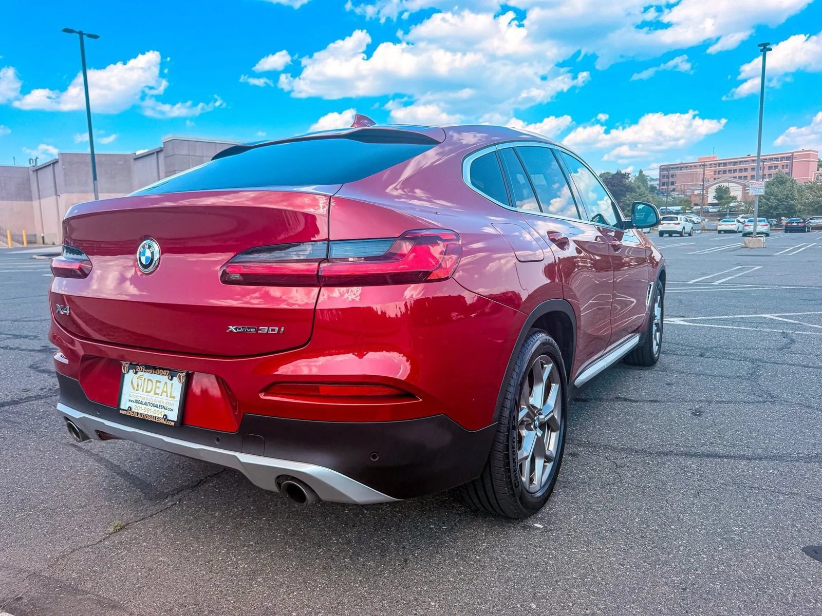 Used 2021 BMW X4 xDrive30i w/ Premium Package AWD/4WD image 4