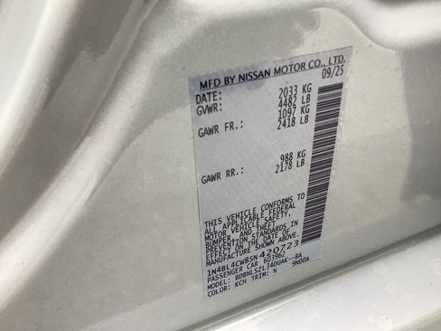 New 2025 Nissan Altima 2.5 SR w/ SR Premium Package image 30