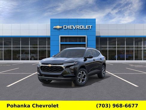 New 2026 Chevrolet Trax LT image 8