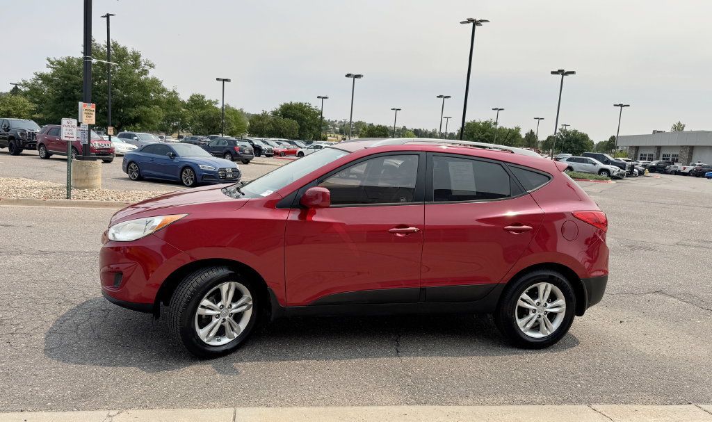 Used 2011 Hyundai Tucson 2WD image 6