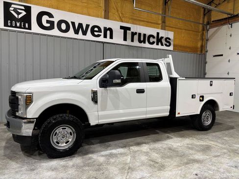 Used 2019 Ford F350 XL w/ XL Value Package AWD/4WD image 4