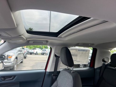 New 2025 Ford Maverick XLT w/ XLT Luxury Package image 10