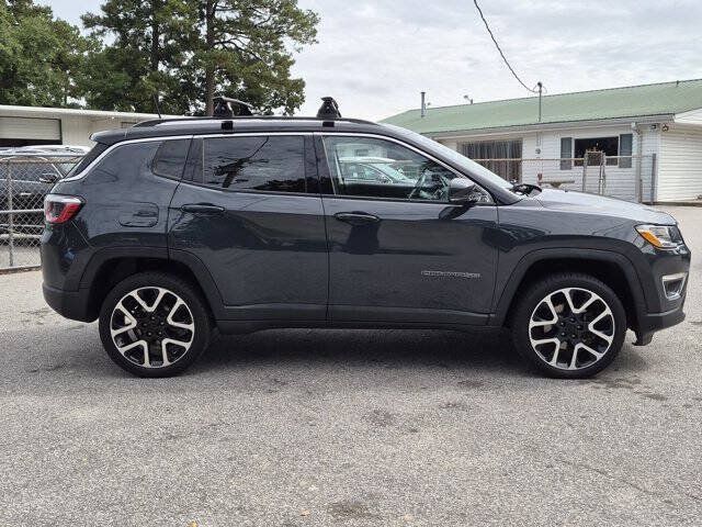 Used 2018 Jeep Compass Limited w/ Navigation Group AWD/4WD image 2
