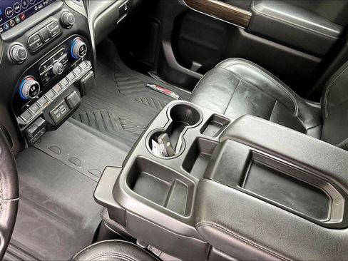 Used 2020 Chevrolet Silverado 1500 LT w/ All-Star Edition AWD/4WD image 17