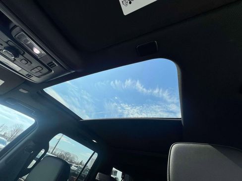 Used 2023 Chevrolet Suburban RST w/ Luxury Package AWD/4WD image 34
