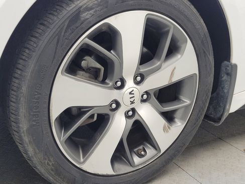 Used 2019 Kia Optima S w/ S Panoramic Sunroof Package image 31