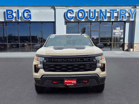 Used 2023 Chevrolet Silverado 1500 Custom Trail Boss w/ LPO, Dark Essentials Package image 8