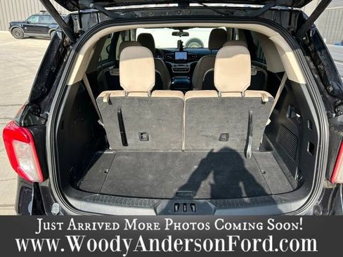 Certified 2022 Ford Explorer XLT w/ Equipment Group 202A image 6