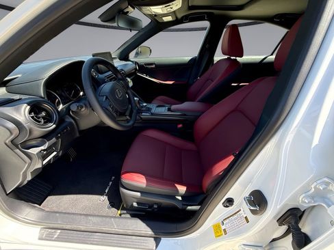 Used 2025 Lexus IS 350 F Sport RWD image 30