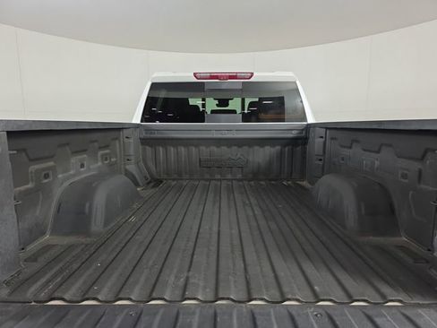 Certified 2023 Chevrolet Silverado 1500 High Country w/ Technology Package image 10