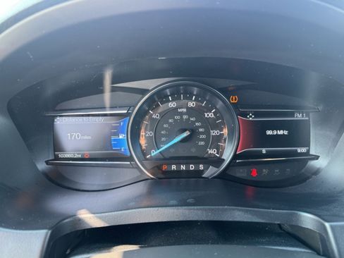 Used 2017 Ford Explorer Limited image 23