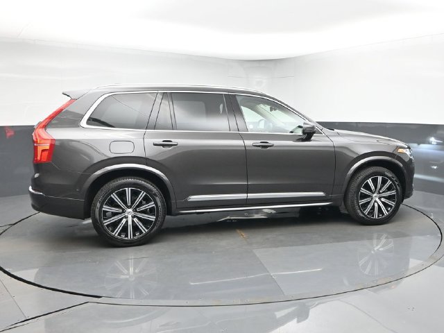 Used 2024 Volvo XC90 B5 Plus w/ Protection Package AWD/4WD image 9