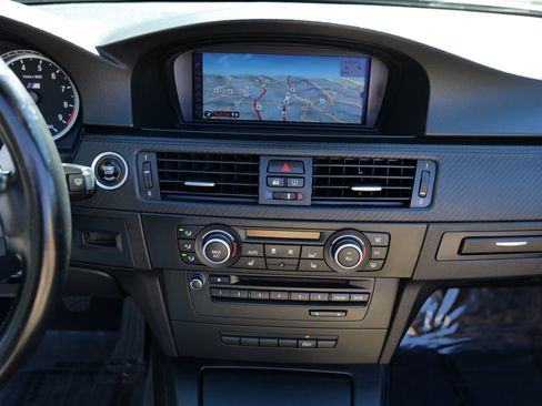 Used 2013 BMW M3 Convertible image 21