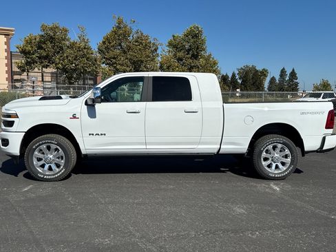 New 2026 RAM 3500 Laramie AWD/4WD image 6