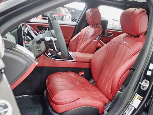 Used 2024 Mercedes-Benz S 63 AMG S image 34