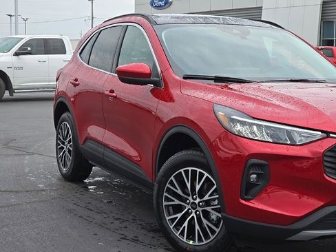 New 2026 Ford Escape Base image 73