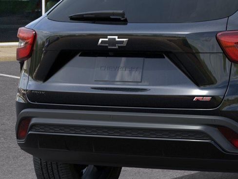 New 2026 Chevrolet Trax RS FWD image 14