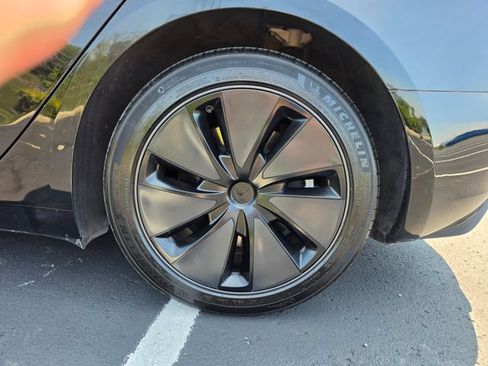 Used 2024 Tesla Model 3 Long Range AWD/4WD image 11