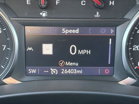 Used 2023 GMC Terrain SLT w/ Infotainment Package II image 12