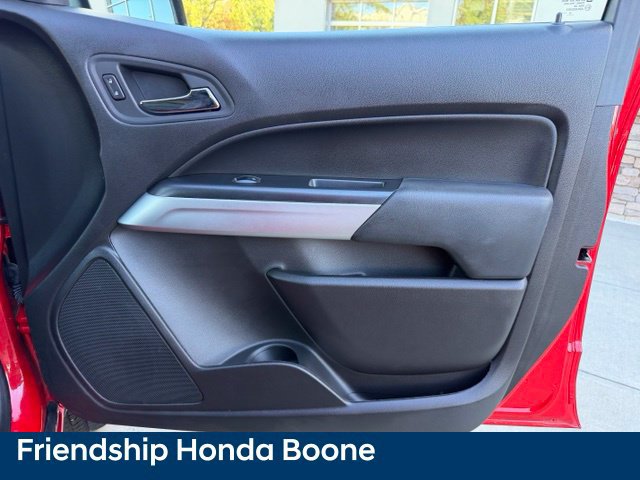 Used 2016 Chevrolet Colorado LT w/ Luxury Package, Chrome AWD/4WD image 45