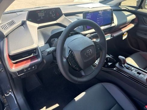 New 2026 Toyota Prius Plug-In Hybrid FWD image 14