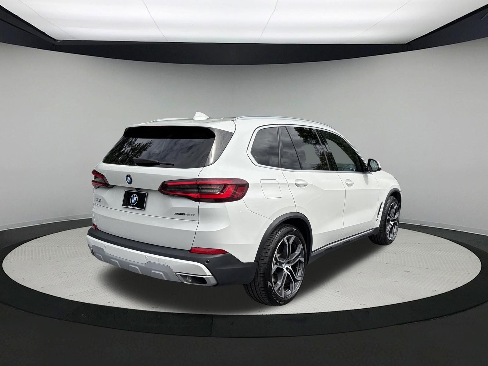 Used 2021 BMW X5 xDrive40i w/ Premium Package AWD/4WD image 6