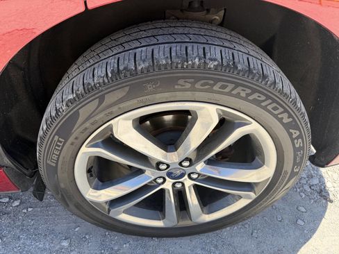 Used 2017 Ford Edge Sport AWD/4WD image 10