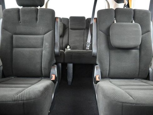 Used 2016 Dodge Grand Caravan SE image 26