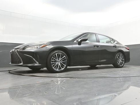 Used 2023 Lexus ES 350 w/ Premium Package FWD image 36