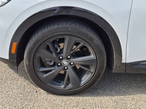 Used 2023 Buick Envision Essence w/ Sport Touring Package FWD image 7