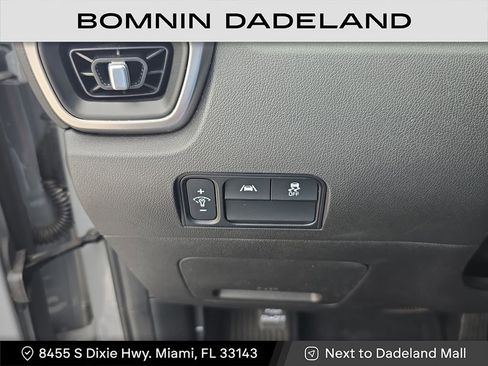 Used 2022 Kia Sorento S image 23