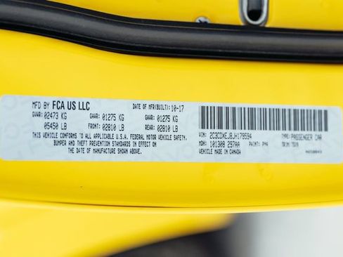 Used 2018 Dodge Charger SRT w/ Technology Group RWD image 79