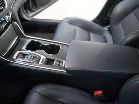 Used 2018 Honda Accord EX-L image 21