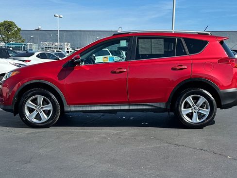 Used 2015 Toyota RAV4 XLE AWD/4WD image 9
