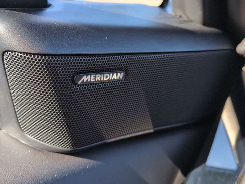 New 2026 Land Rover Range Rover Sport SE AWD/4WD image 32