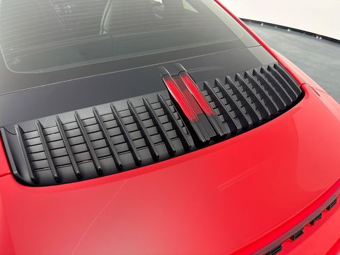 Used 2020 Porsche 911 Carrera RWD image 37
