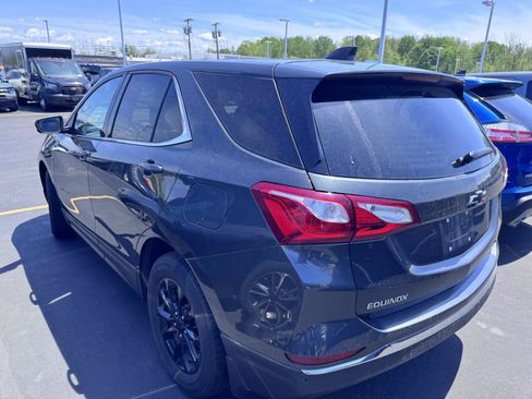 Used 2020 Chevrolet Equinox LT w/ Driver Convenience Package AWD/4WD image 6