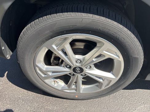 Certified 2023 Hyundai Kona SEL AWD/4WD image 7