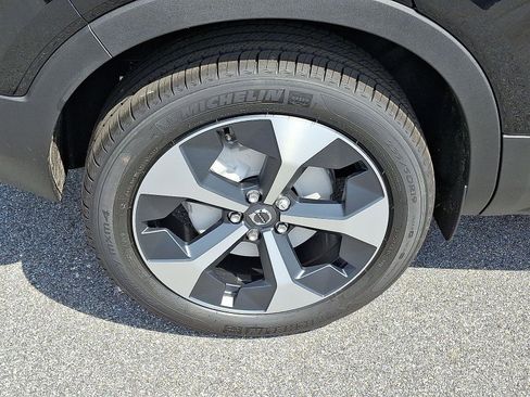 New 2026 Volvo XC40 B5 Plus w/ Protection Package Premier image 5