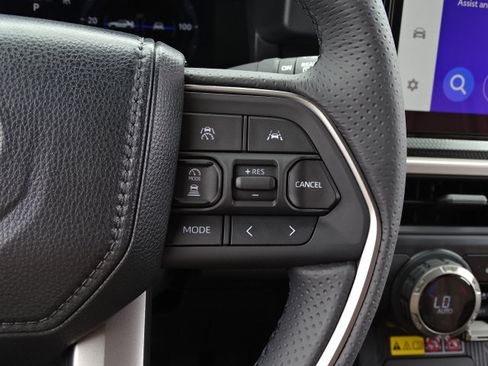 New 2026 Toyota 4Runner Limited AWD/4WD image 28